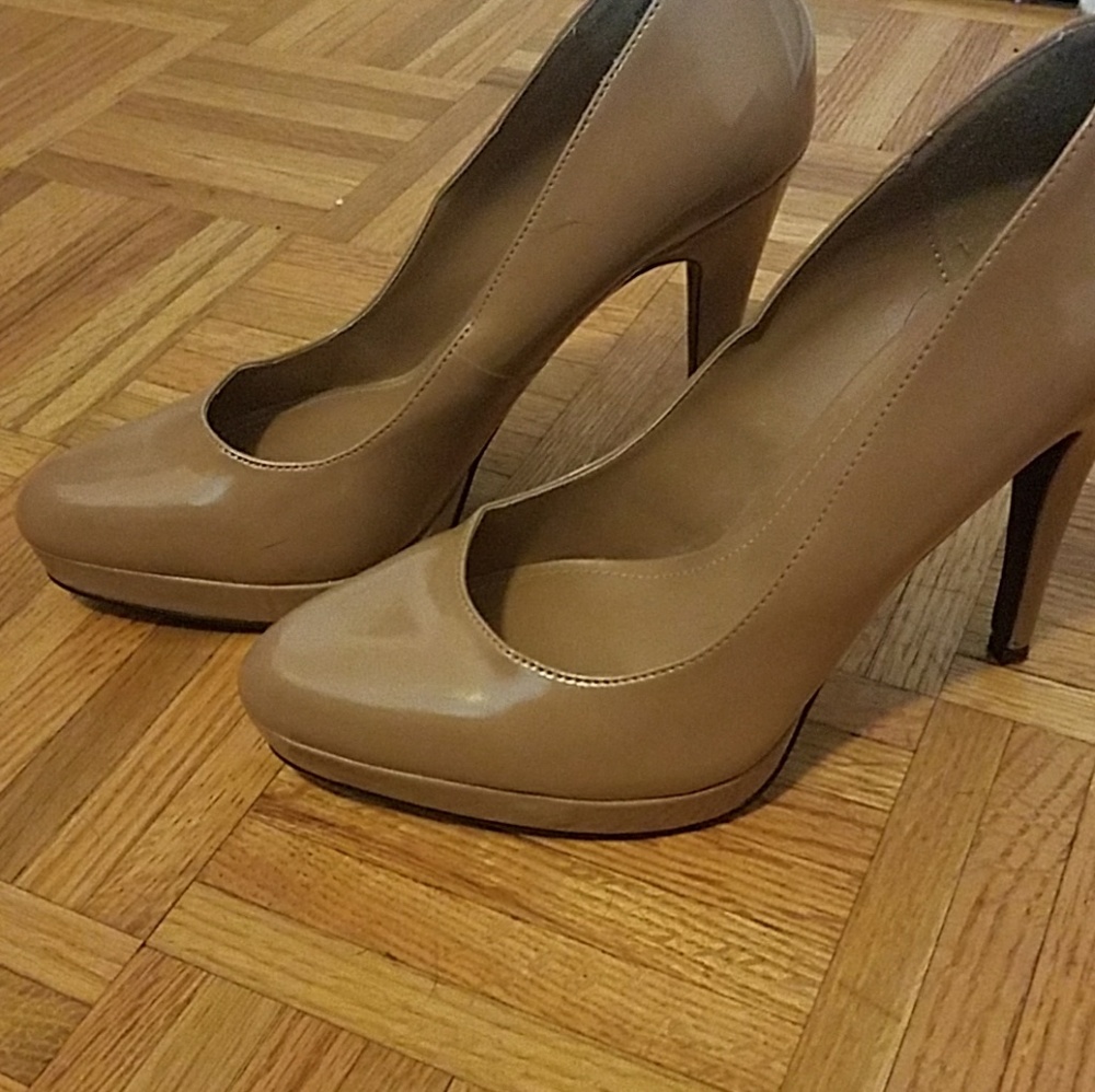 nude heels